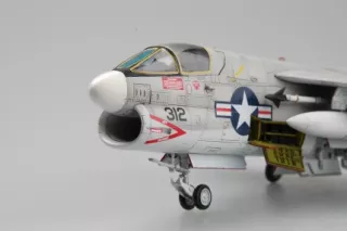 172_a_7a_corsair_ii-064ad30c6131f7.jpg