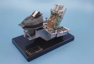 148_f_16_cockpit-064b7c3051cfcd.jpeg