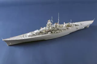 trumpeter-1350-german-gneisenau-battleship-06a54dfd1043b2.jpg
