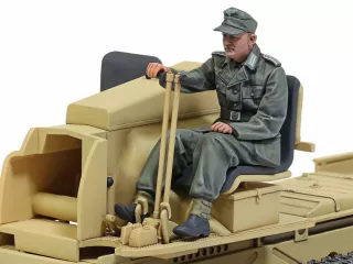 tamiya-135-german-tractor-rso01-06a8ed96fcec90.jpg