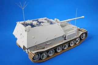 trumpeter-116-german-sdkfz184-ferdinand-06a980412281fa.jpg