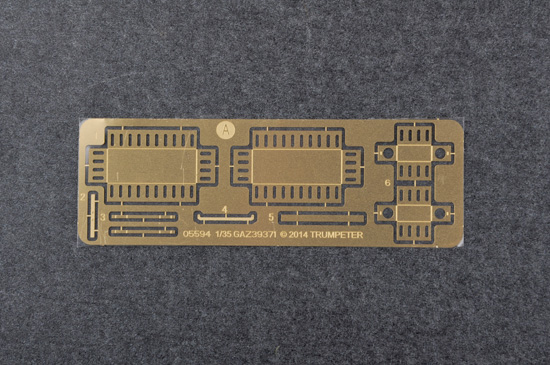 6215e35393de9.jpg
