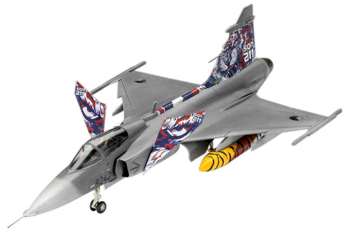 revell-172-saab-jas-39c-gripen-06889ec7e3e102.jpg